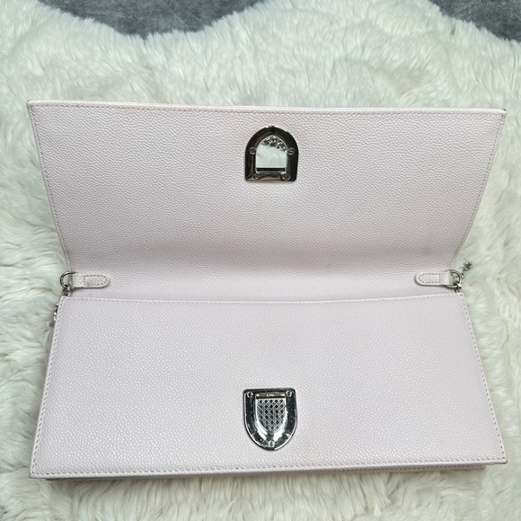 CHRISTIAN DIOR Grained Calfskin Leather Diorama Clutch Light Pink - Picture 3 of 13